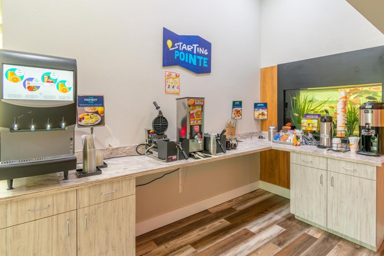 Clarion Pointe Galveston Seawall Екстериор снимка