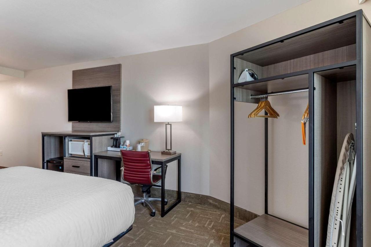 Clarion Pointe Galveston Seawall Екстериор снимка