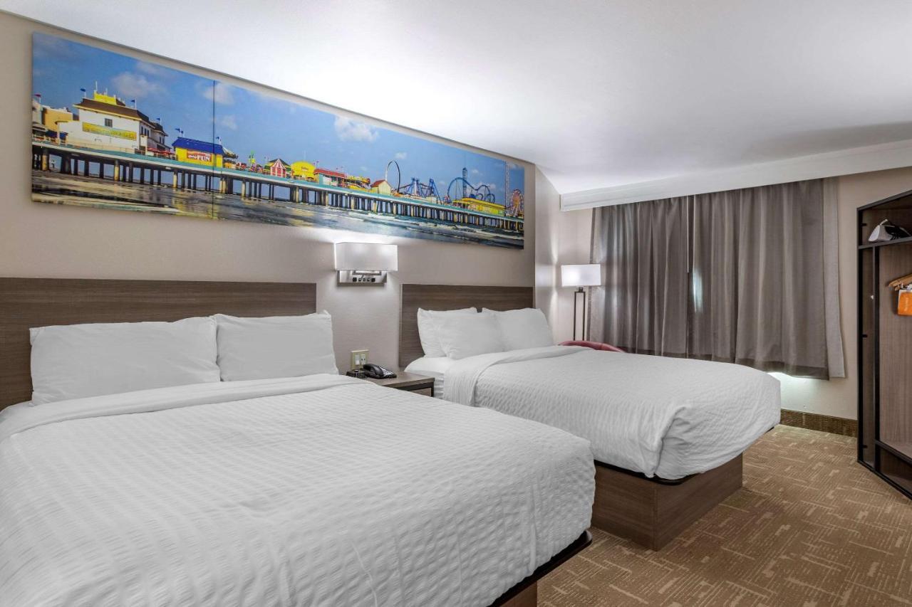 Clarion Pointe Galveston Seawall Екстериор снимка