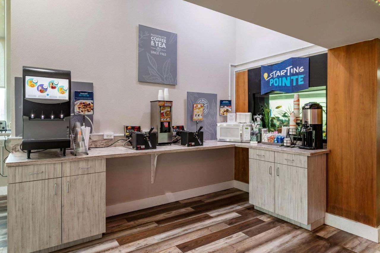 Clarion Pointe Galveston Seawall Екстериор снимка