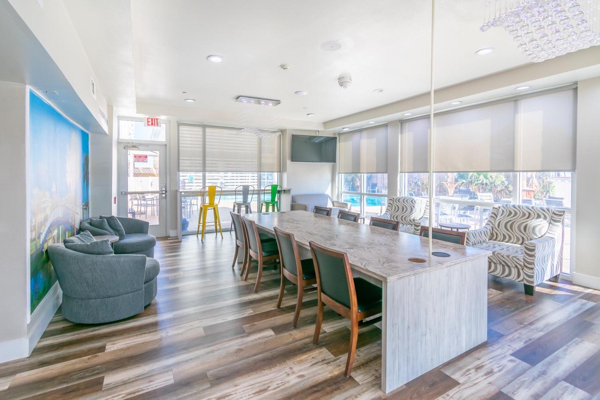 Clarion Pointe Galveston Seawall Екстериор снимка